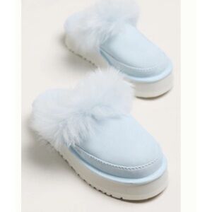 UGG® DISQUETTE CHALET SLIPPERS